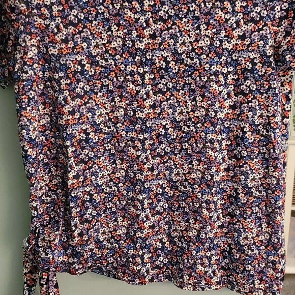 Michael Kors Floral Side Tie Top - Picture 5 of 5